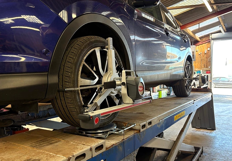 i-lign 2 wheel aligner from Giuliano Automotive