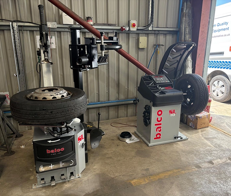 Giuliano Tyre Machine Package