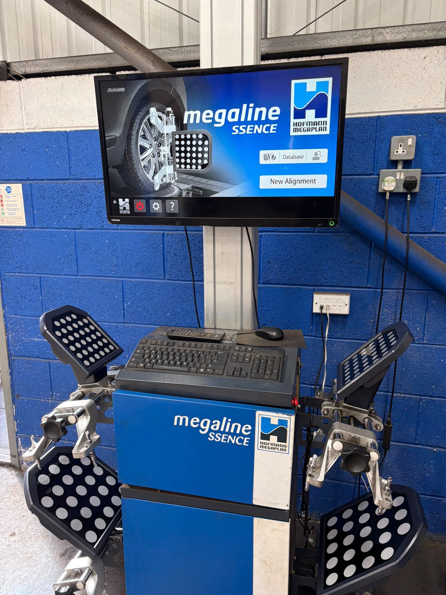 Used Hofmann Megaplan 3D Ssence 600 Camera Aligner - Image 3